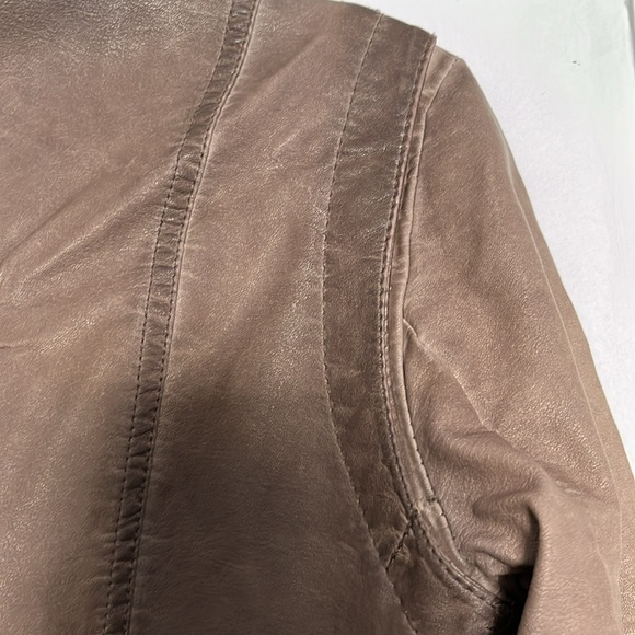 NWOT AMISU TAUPE FAUX LEATHER JACKET - Picture 12 of 16
